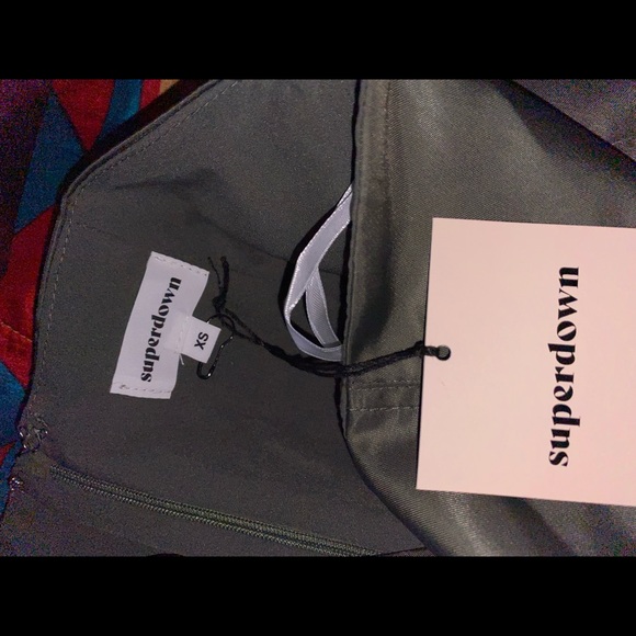 Revolve Green Camo Skirt - Picture 2 of 5